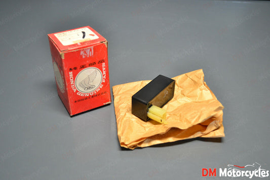 Honda genuine nos xr200 xr250 xr350 xr500 xr600r blinker relay pn 38301-ka2-751
