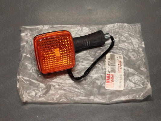 Yamaha genuine new xt 500 600 sr 125 left rear turn signal pn 4pt-83330-00