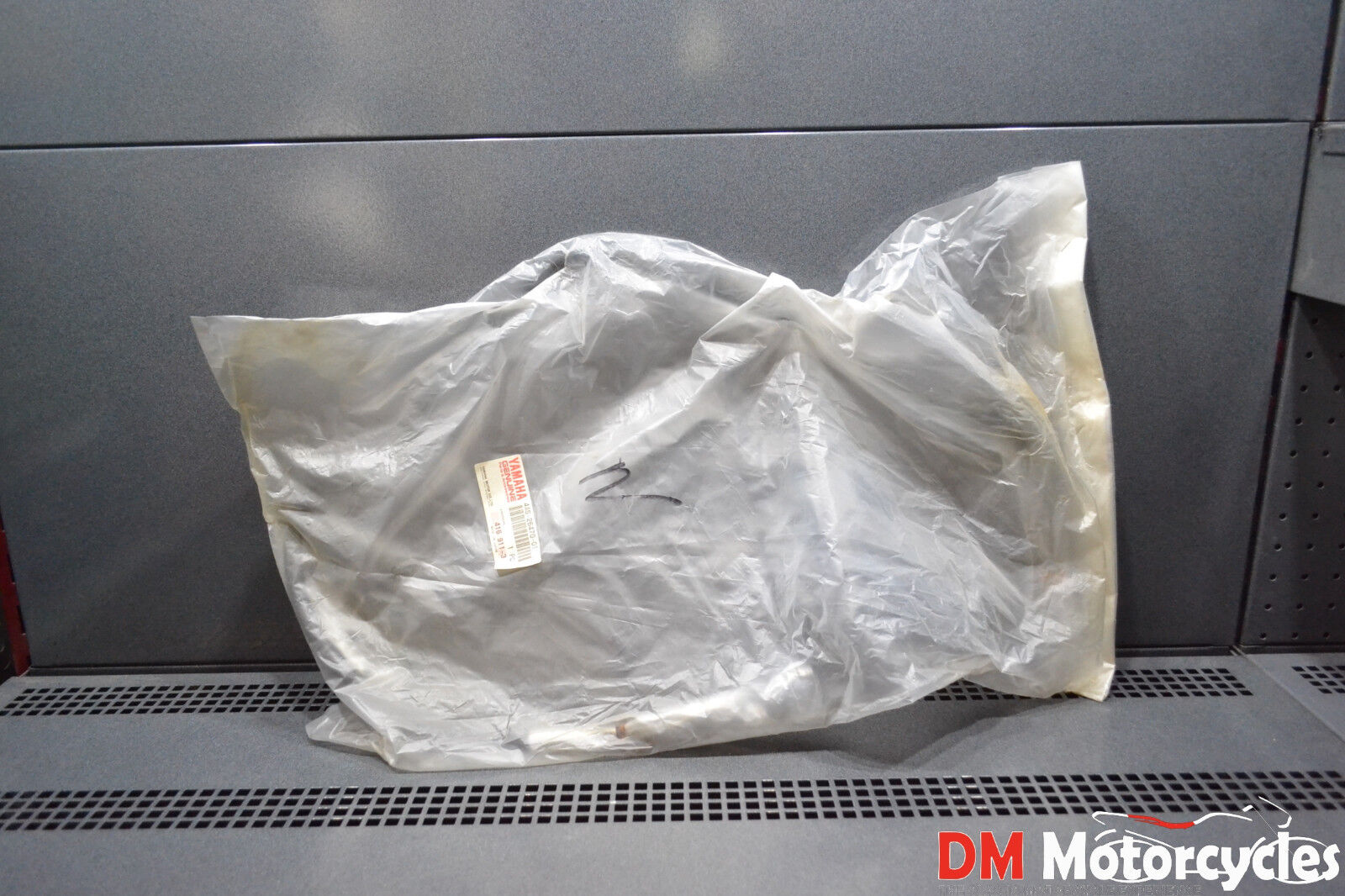Yamaha genuine nos fz750p fz 750 1FN police 1985 brake hose pn 4as-26470-01