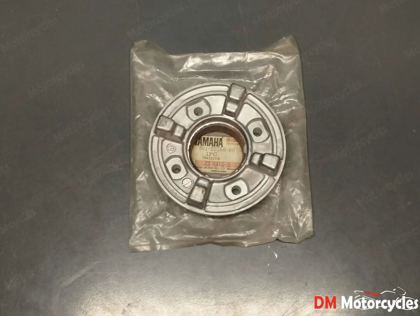 Yamaha genuine new lb 50 80 chappy clutch hub pn 561-25366-00