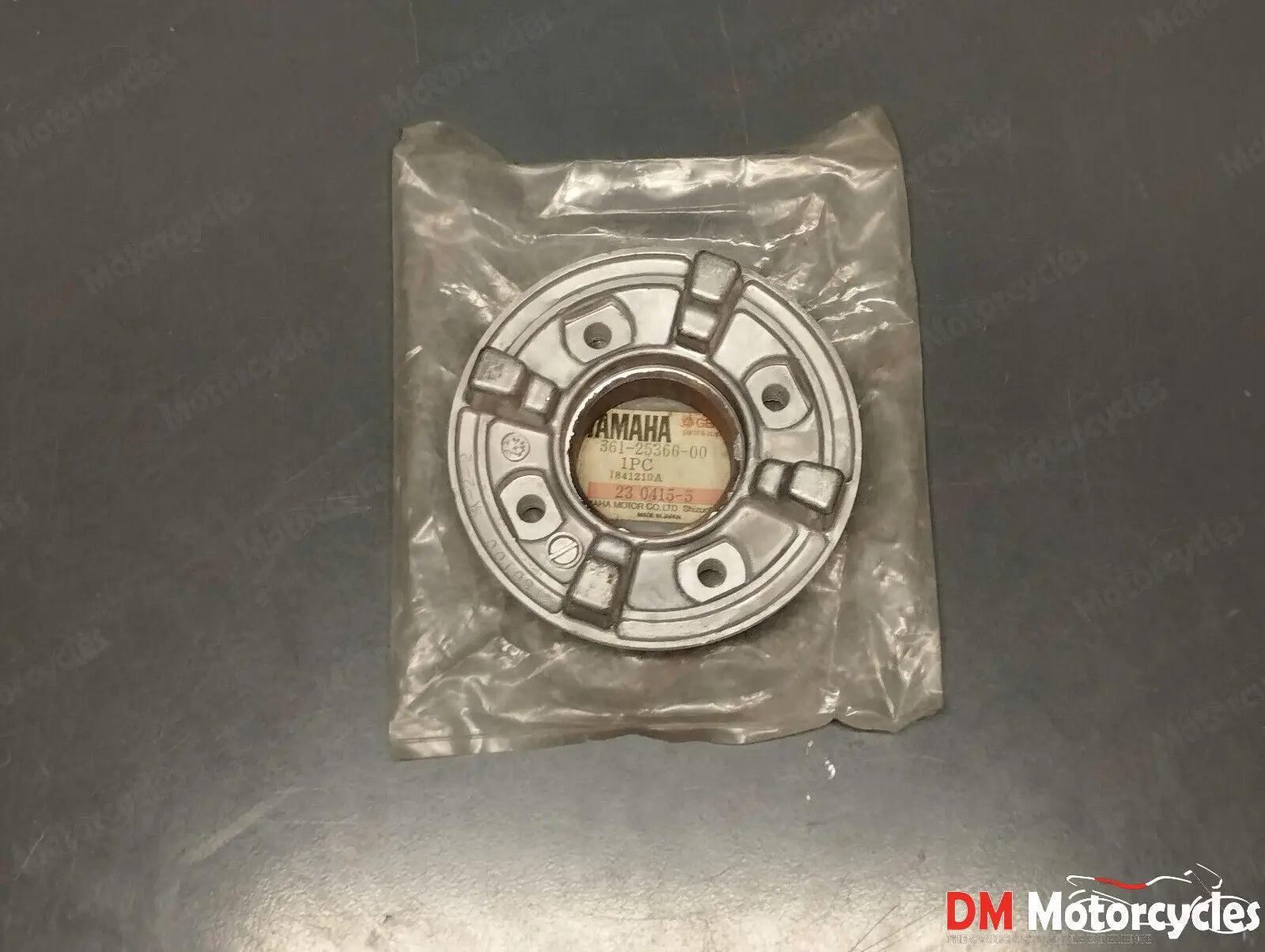 Yamaha genuine new lb 50 80 chappy clutch hub pn 561-25366-00