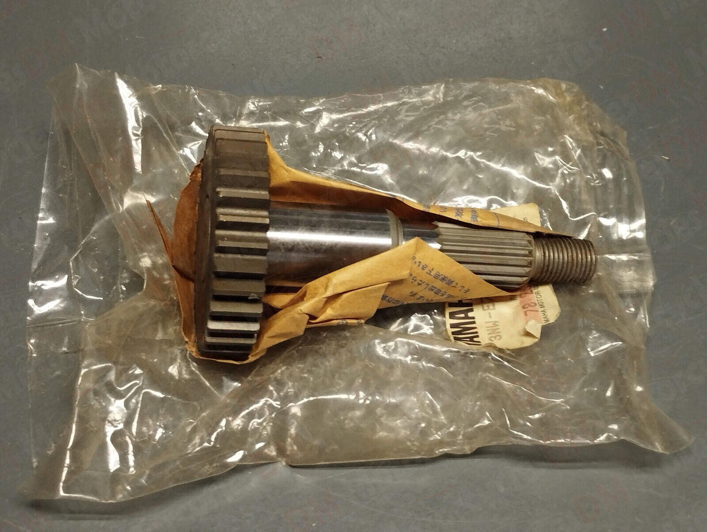 Yamaha genuine nos transmission shaft pn 3nw-e7420-00
