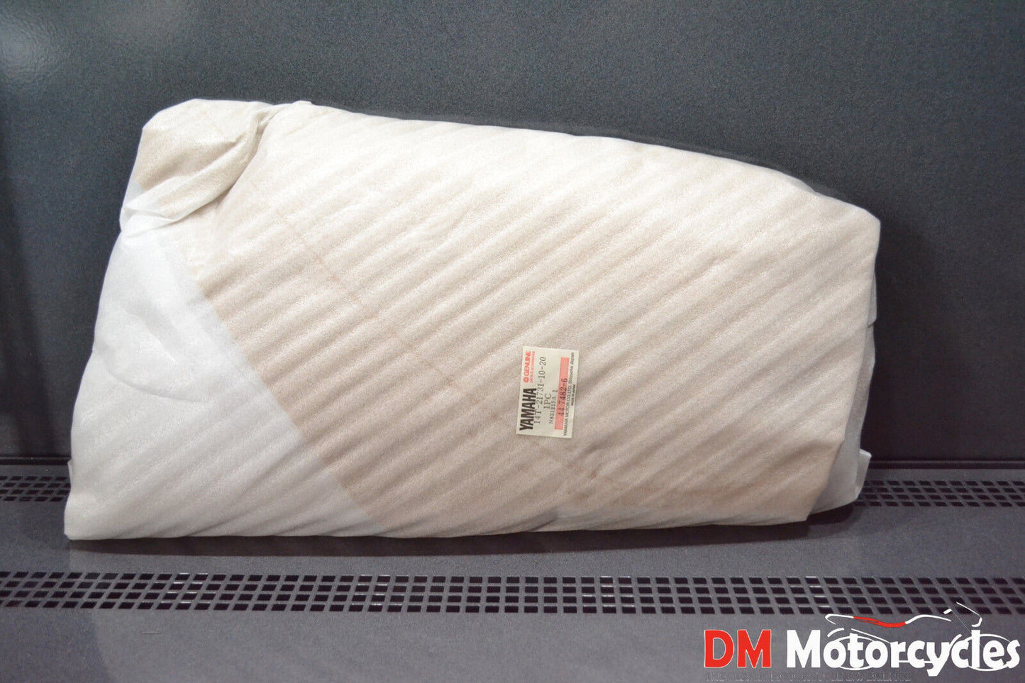 Yamaha genuine nos riva 50 ca 50 1983 - 1986 rh side cover pn 14t-21731-10-20