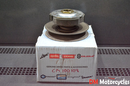 Piaggio genuine new zip vespa lx50 s50 secondary pulley assy pn 100108