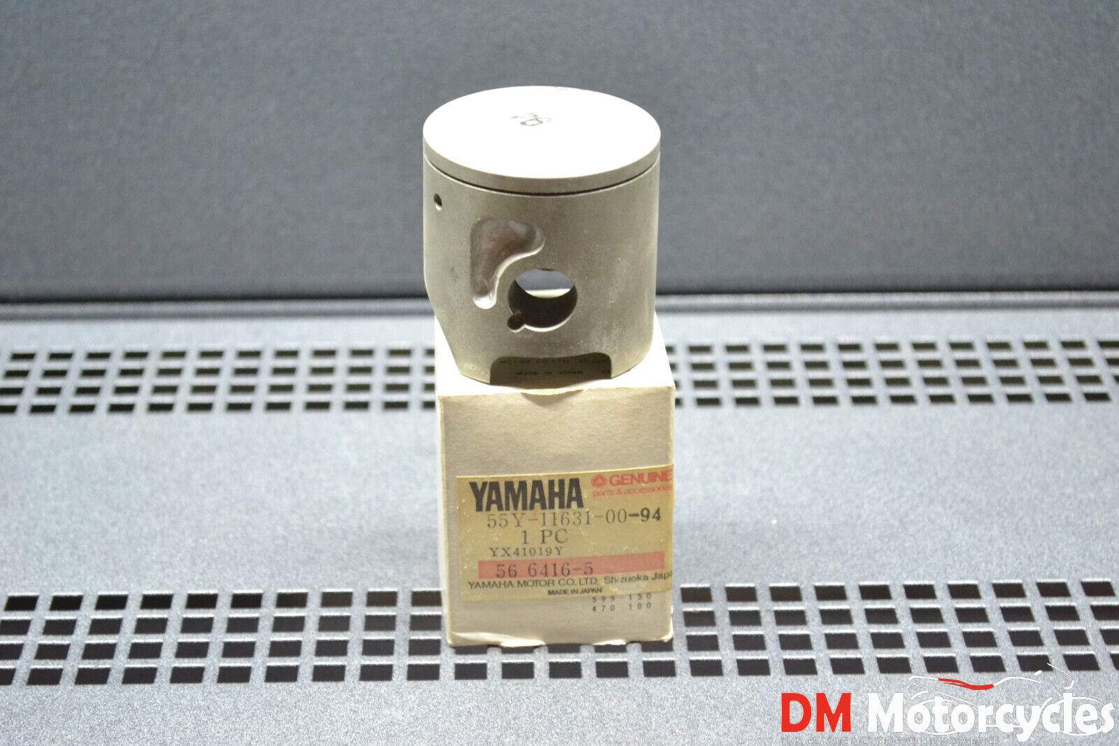 Yamaha genuine nos yz125 yz 125 85 motocross piston stantard pn 55y-11631-00-94