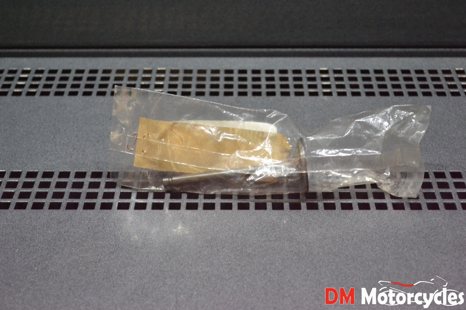 Yamaha genuine new xt600 xt 600 1990 - 1995 intake valve pn 1vj-12111-00