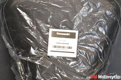 Kawasaki genuine new Z650 2020 2022 seat assy pn 53066-0689-ma