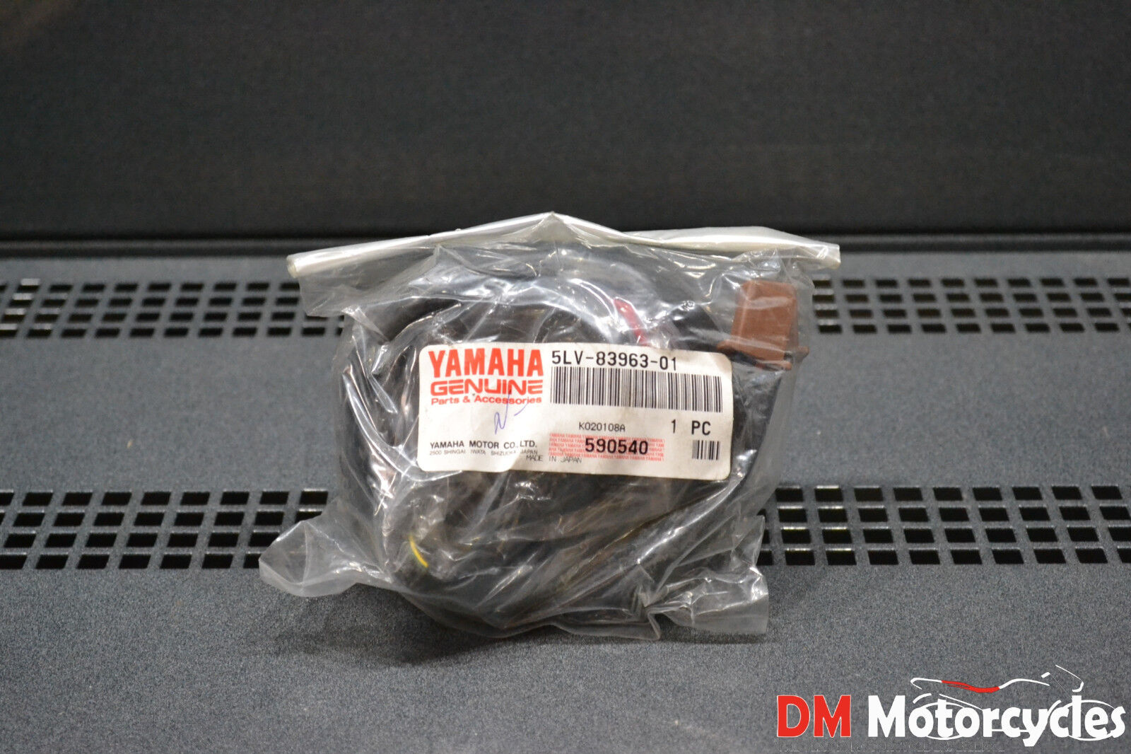 Yamaha genuine new fzs1000 fz1000s 2002 switch gear pn 5lv-83963-01