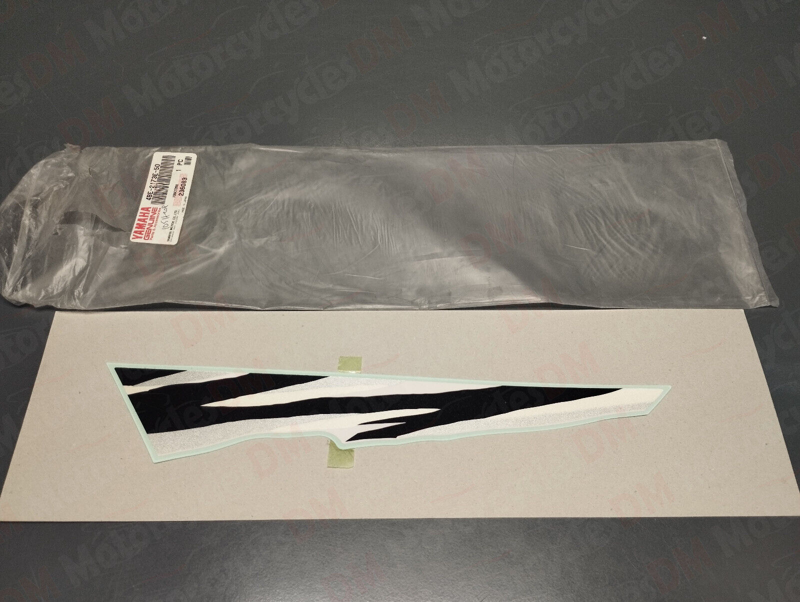 Yamaha genuine new serow xt 225 1999 graphic 1 sticker decal pn 4be-2173e-50