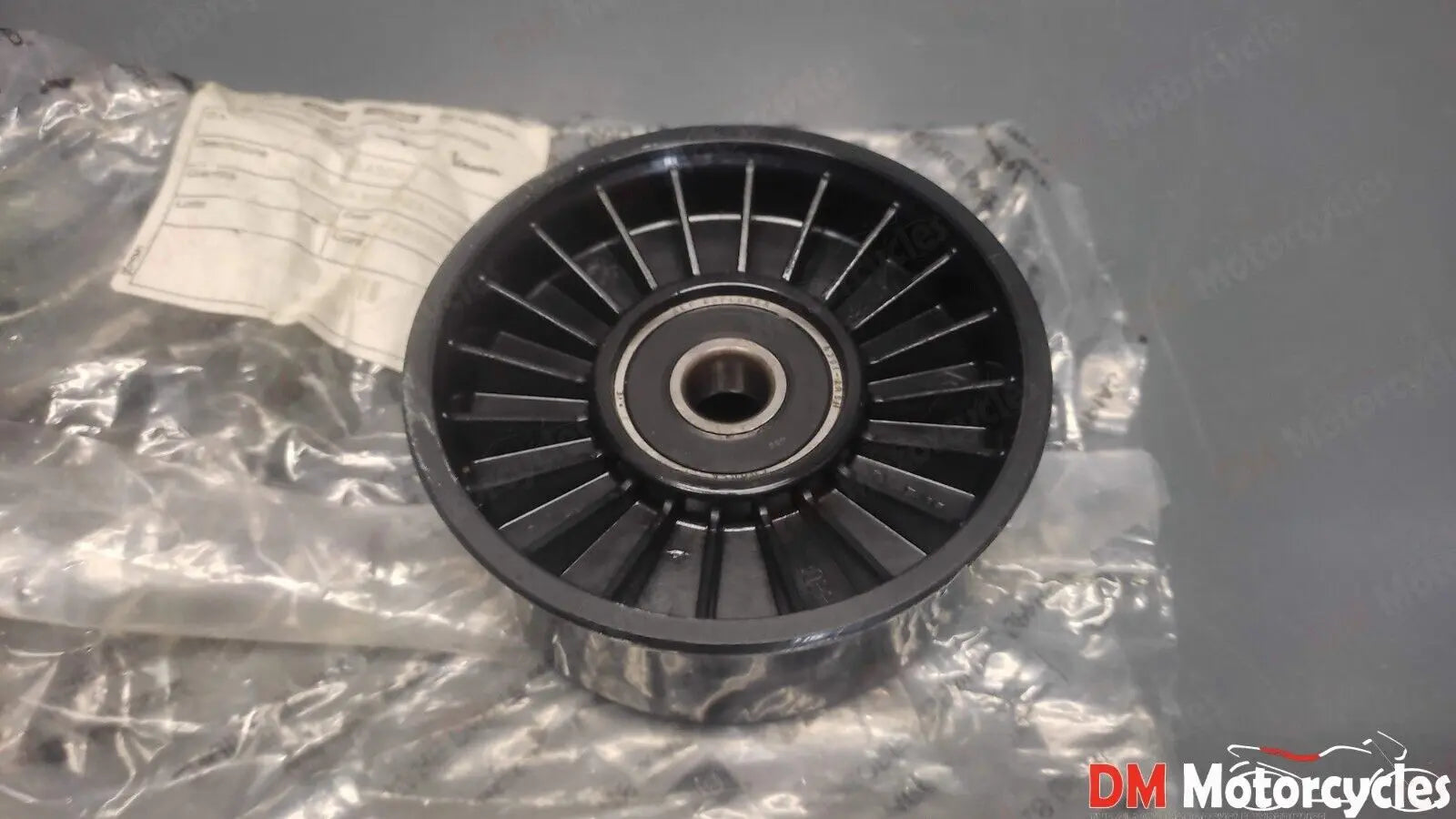 Piaggio genuine new mp3 400 500 belt pulley tensioner pn 834304