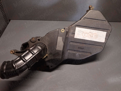 Piaggio genuine new X9 125 180 airbox filter housing pn 828643
