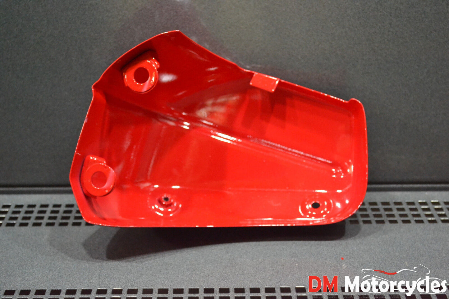Yamaha genuine new royal star xvz 1300 96 - 97 side cover 1 pn 4nk-21711-00-fe