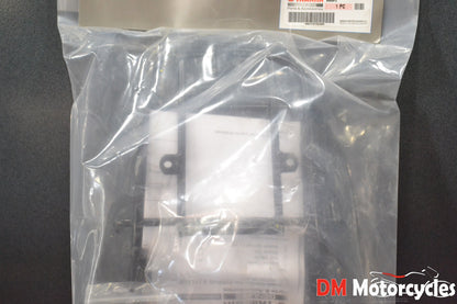 Yamaha genuine new cygnus x rear case carrier pn 5ml-w0736-00