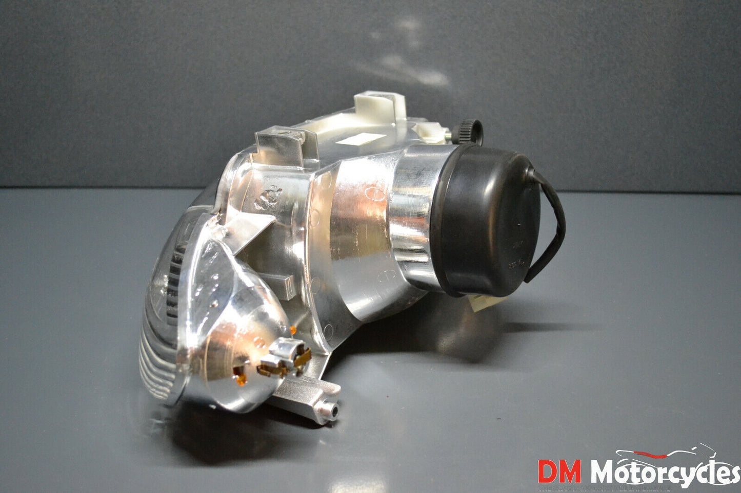 Peugeot genuine new Elyseo 100 UK headlight assy pn 738647