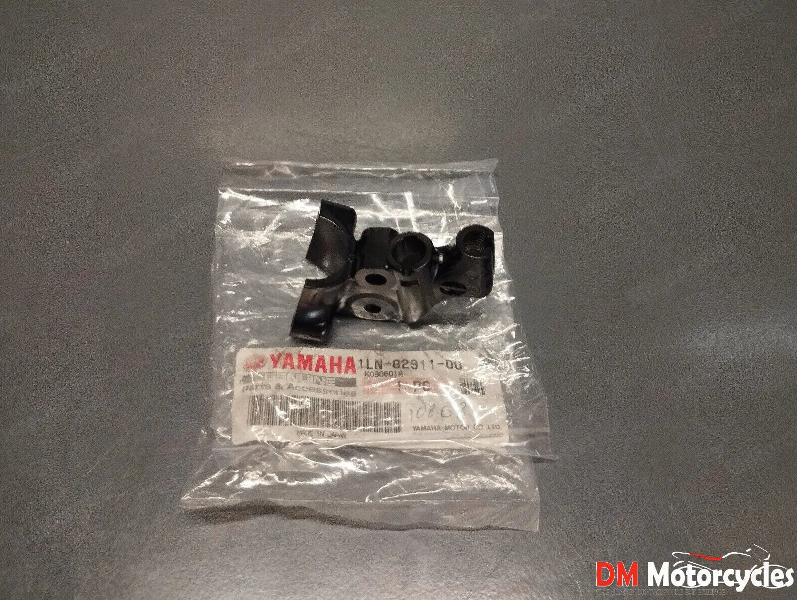 Yamaha XT600 / DT125 Clutch Lever Holder - 1LN-82911-00