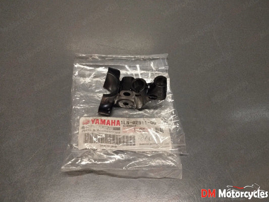 Yamaha XT600 / DT125 Clutch Lever Holder - 1LN-82911-00