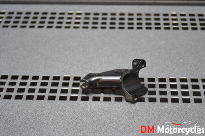 Yamaha genuine nos xt250 xt350 84 - 91 lever holder 1 pn 33g-82911-00
