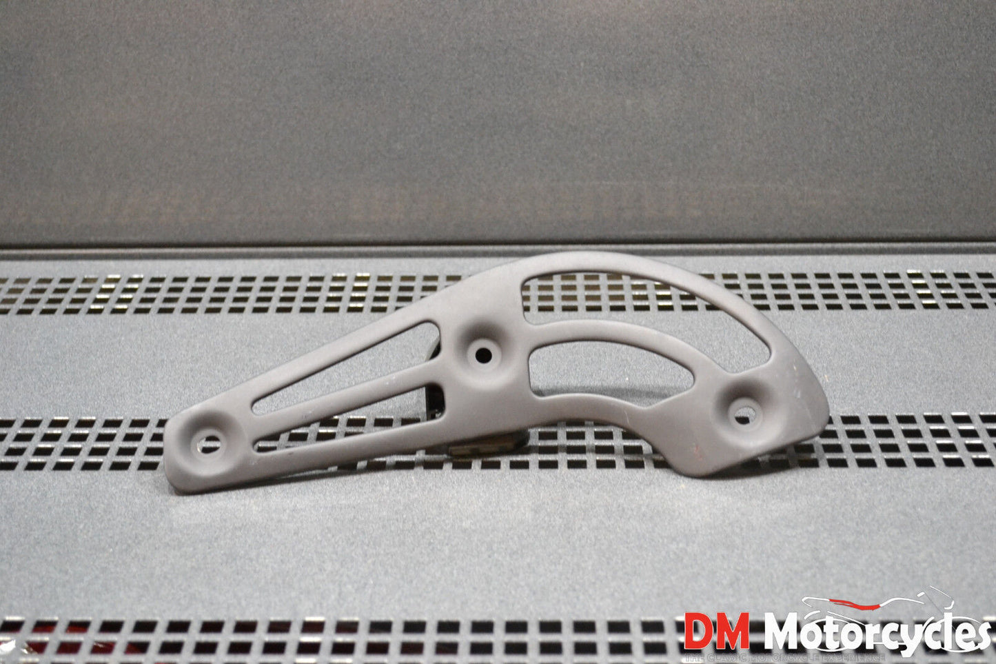 Yamaha genuine nos dt175 dt 175 91 - 93 exhaust header protector pn 18g-14718-00
