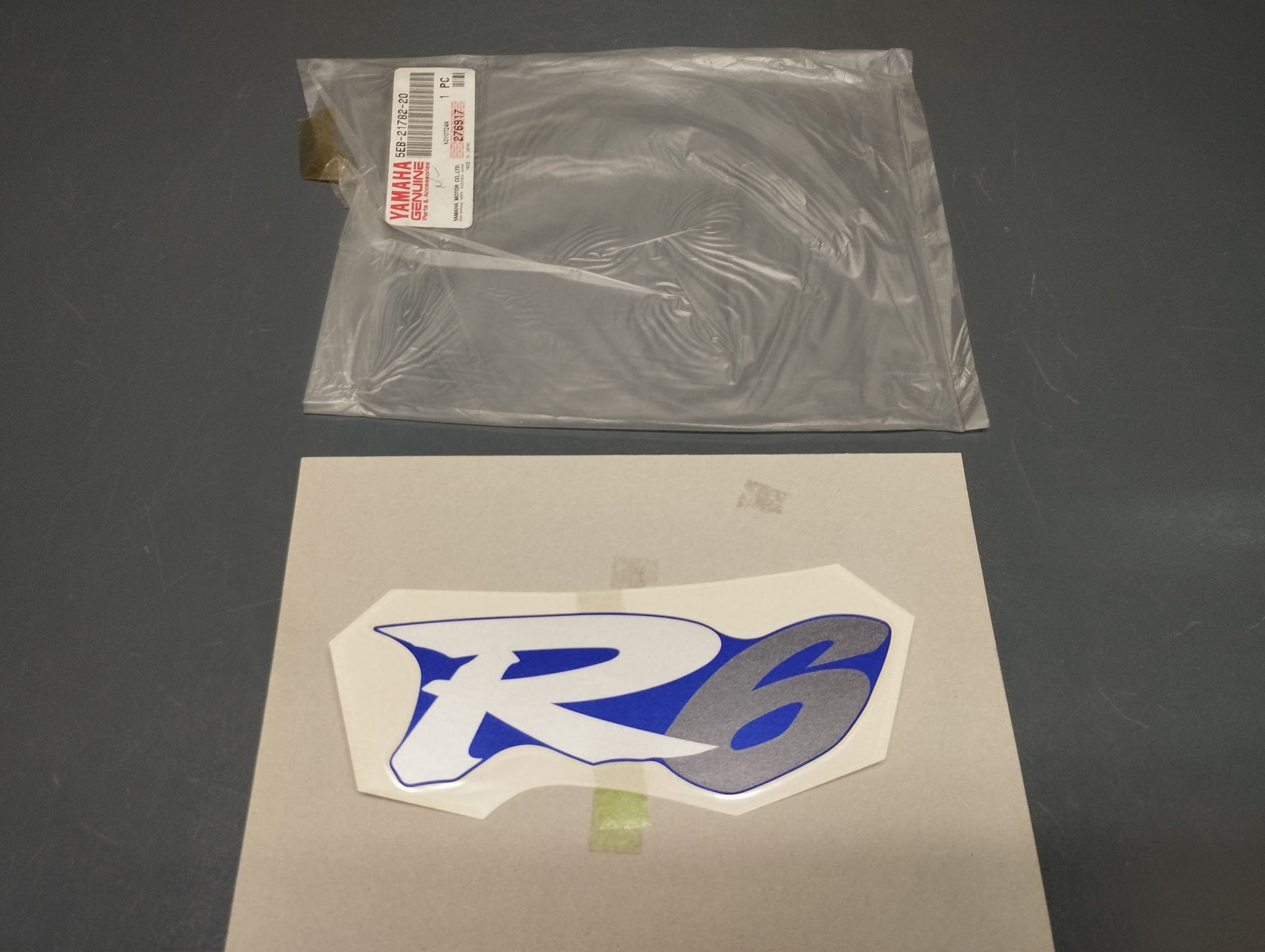 Yamaha genuine new yzf r6 emblem 2 decal pn 5eb-21782-20 - Www.dm-motorcycles.com