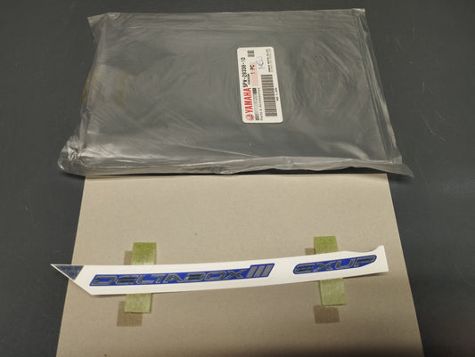 Yamaha genuine new yzf r1 2002 emblem sticker decal pn 5pw-28338-10 - Www.dm-motorcycles.com