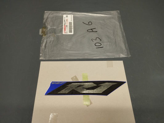 Yamaha genuine new yzf r1 2003 emblem 2 sticker decal pn 5pw-2835c-10 - Www.dm-motorcycles.com