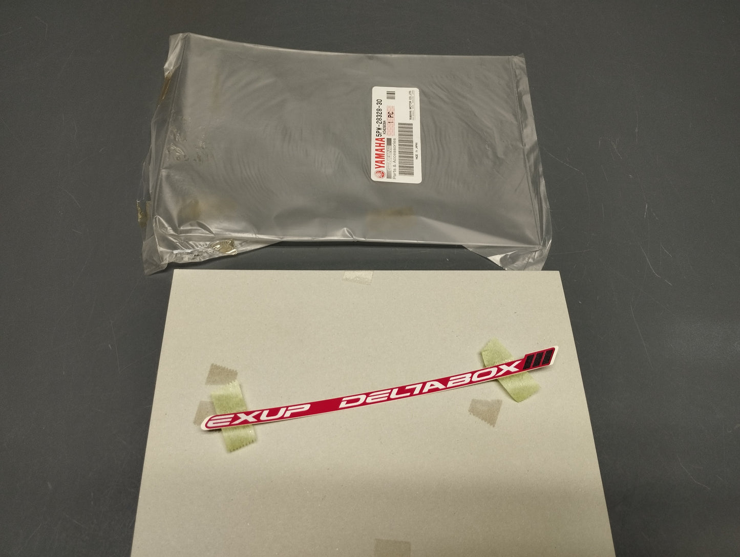 Yamaha genuine new yzf r1 2003 emblem sticker decal pn 5pw-28328-30