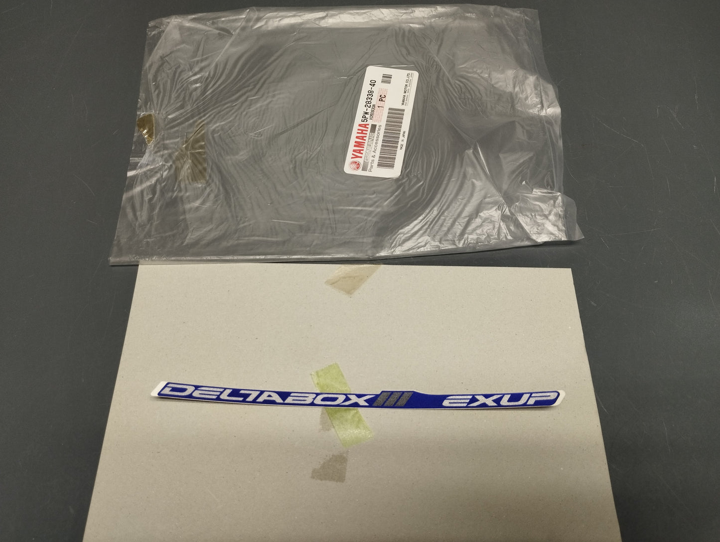 Yamaha genuine new yzf r1 2003 emblem sticker decal pn 5pw-28338-40
