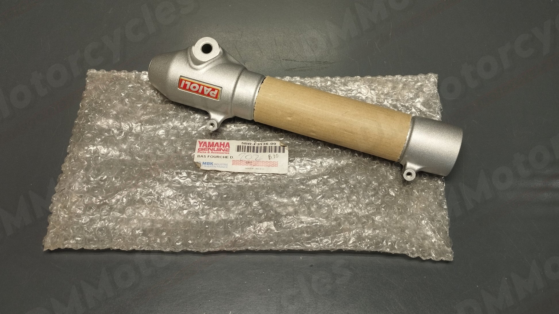Yamaha genuine new YQ50 Aerox Paioli right fork outer tube leg pn 5br-f3136-00