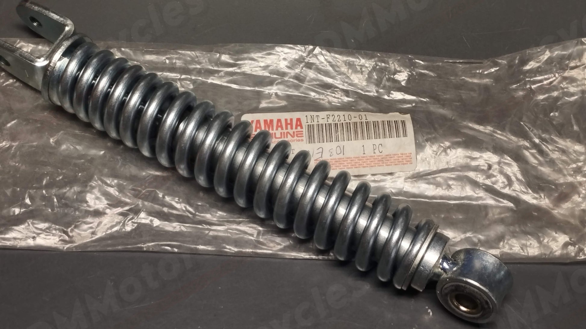 Yamaha genuine new CT50S CT 50 rear shock absorber pn 1nt-f2210-01
