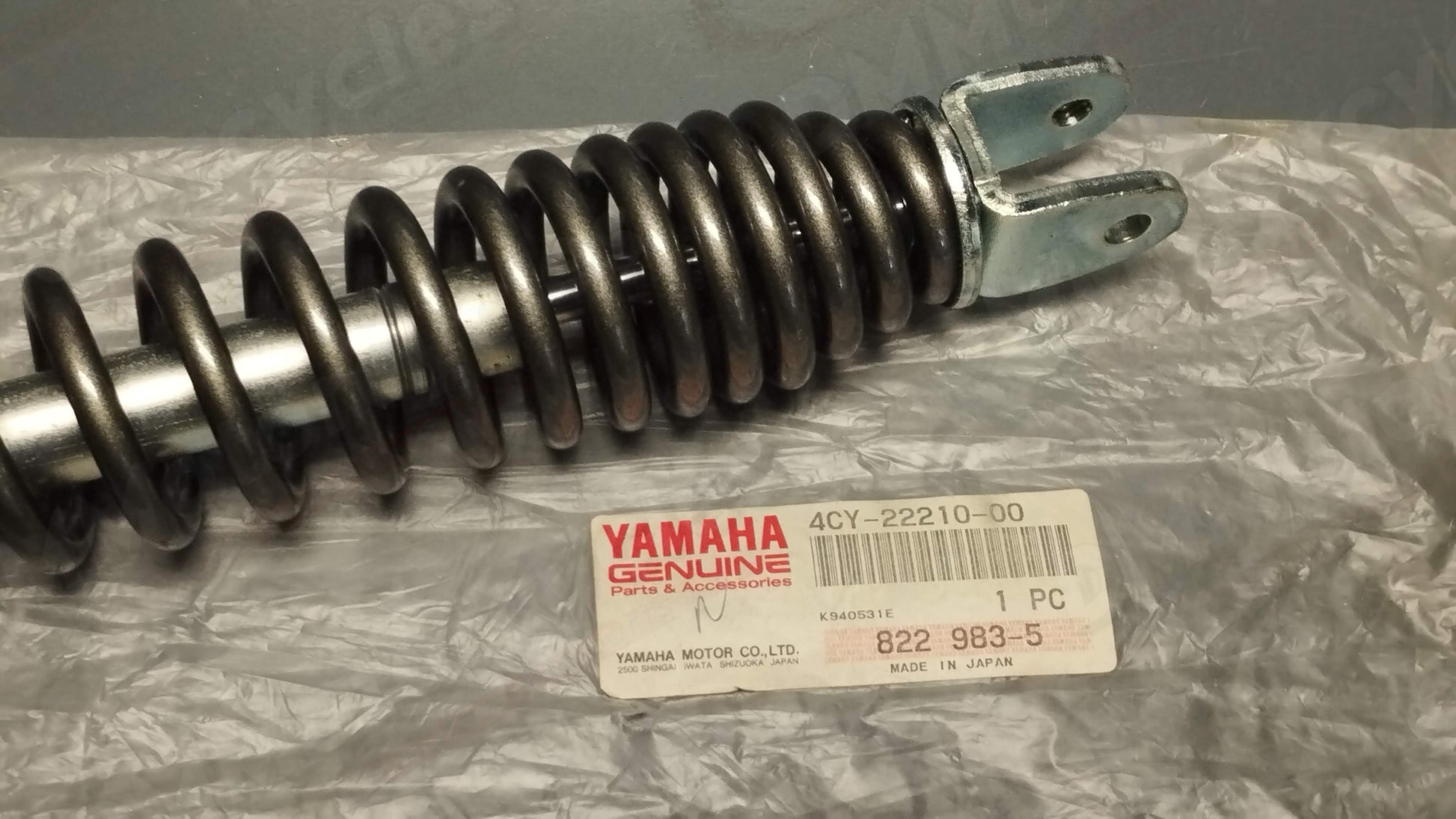 Yamaha genuine new Axis 90 rear shock absorber pn 4cy-22210-00