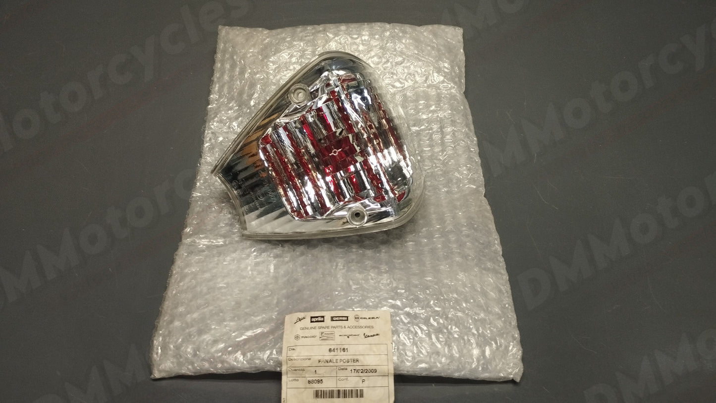 Piaggio genuine new boulevard and fly 50 100 125 150 zip&zap rear brake taillight pn 641161