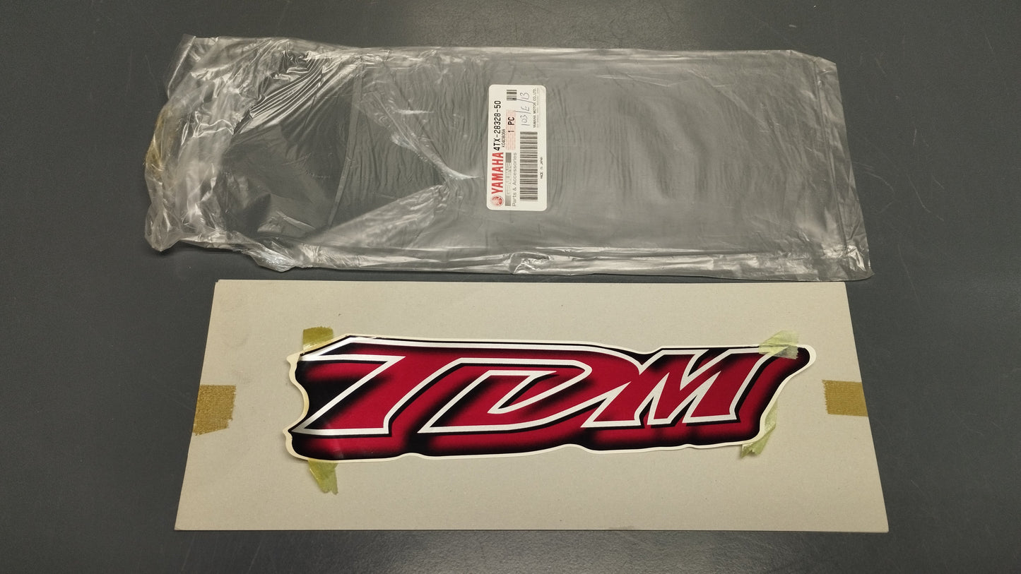Yamaha genuine new tdm 850 1999 2000 emblem decal pn 4tx-28328-50