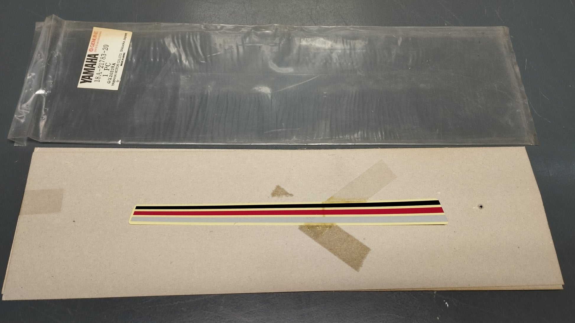 Yamaha genuine nos v80 v50 mate decal pn 18a-21783-20