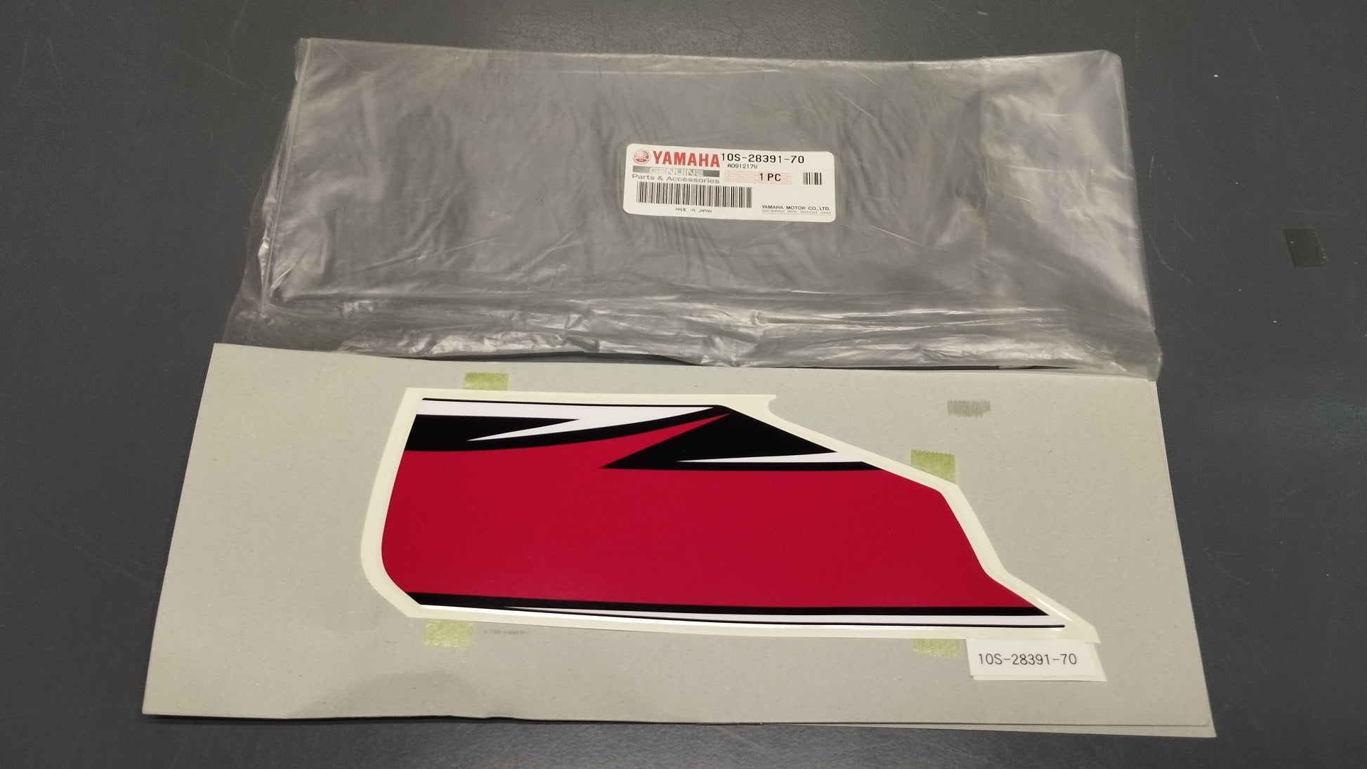 Yamaha genuine new xt660 2009 graphic 1 sticker decal pn 10s-28391-70