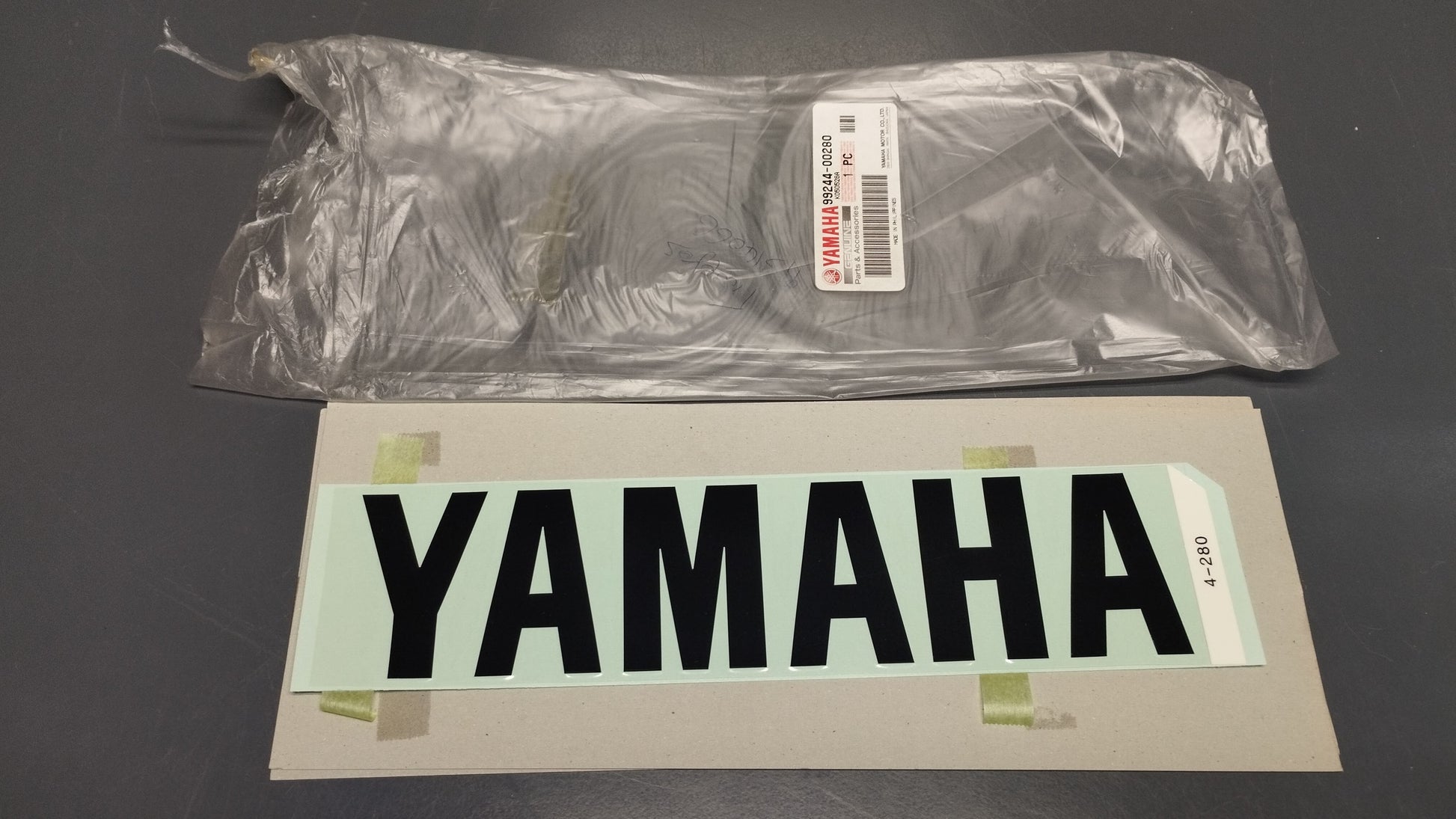 Yamaha genuine new yzf r6 fzr1000 fj1200 yzf100 yfz350 emblem decal pn 99244-00280