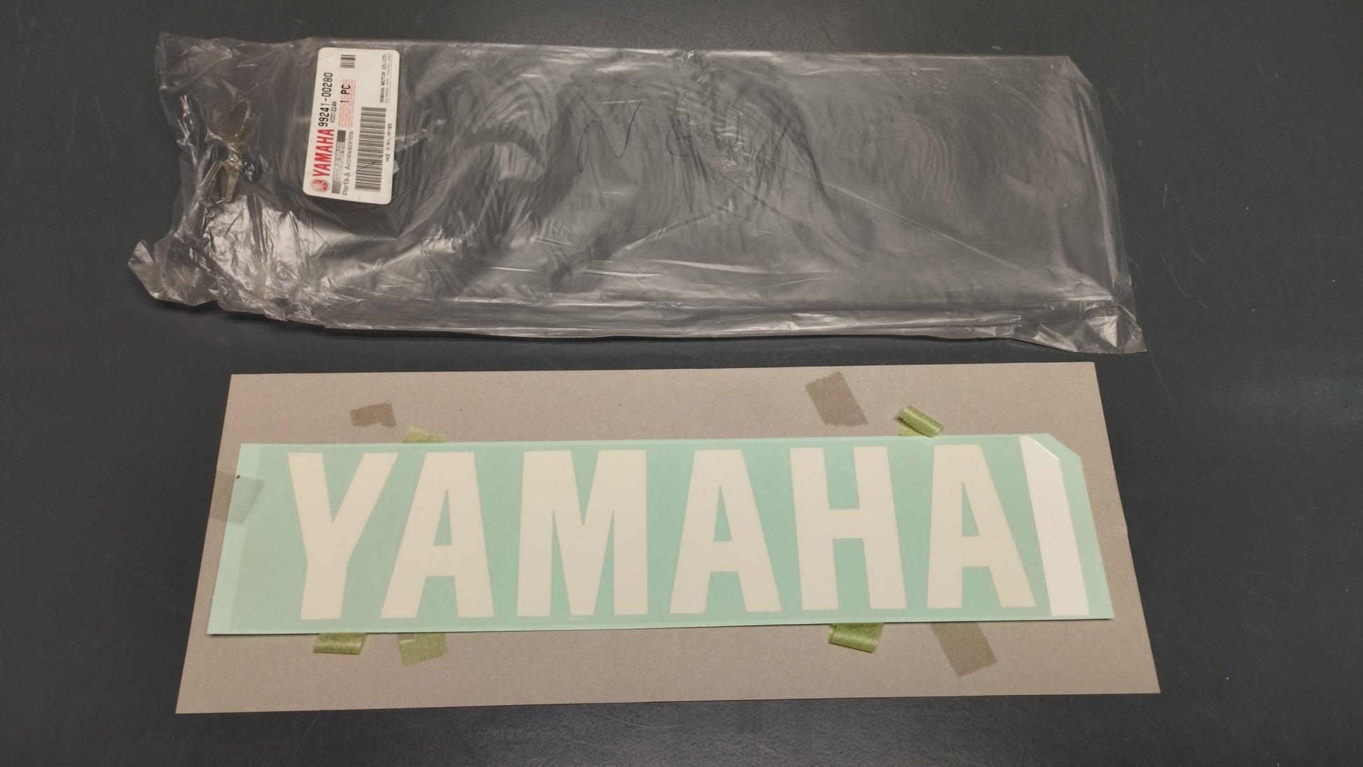 Yamaha genuine new yzf r6 2003-2008 emblem decal 99241-00280
