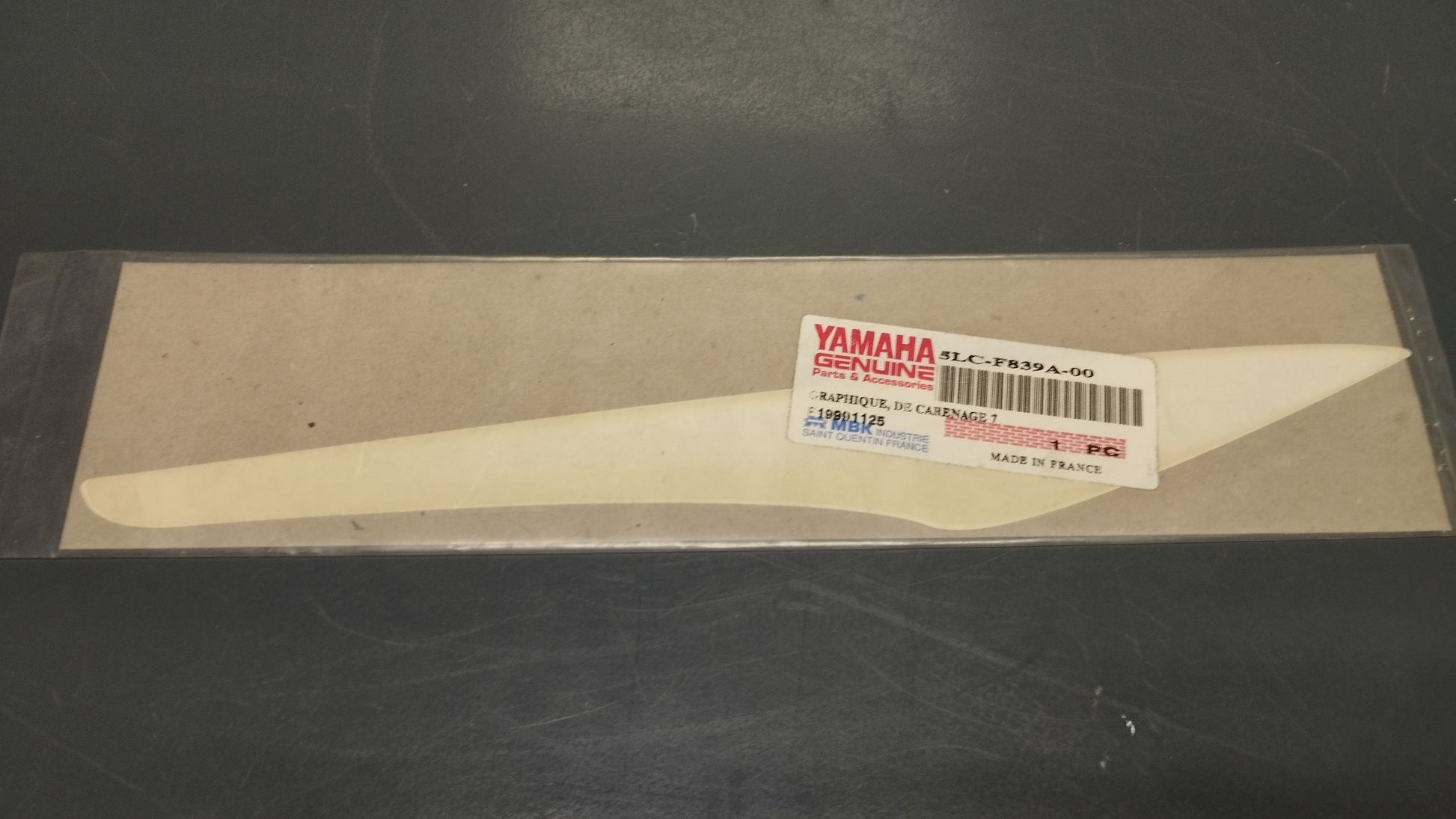 Yamaha genuine new yq50 aerox 1999 2000 graphic 7 decal pn 5lc-f839a-00