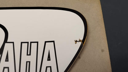Yamaha genuine nos punctured yb100 fuel tank graphic rh decal pn 506-24245-00