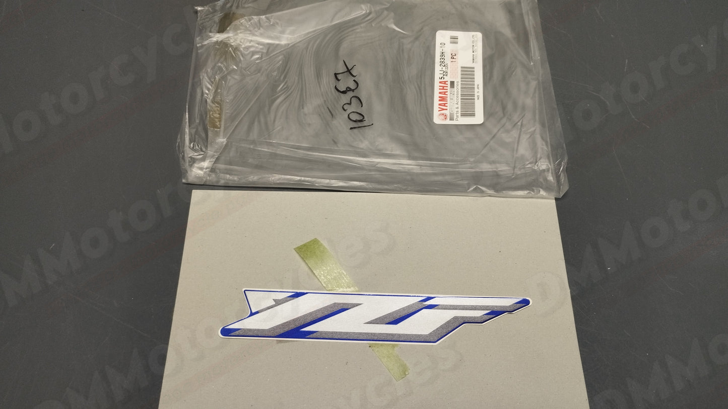 Yamaha genuine new yzf r1 2001 emblem 1 sticker decal pn 5jj-2839h-10