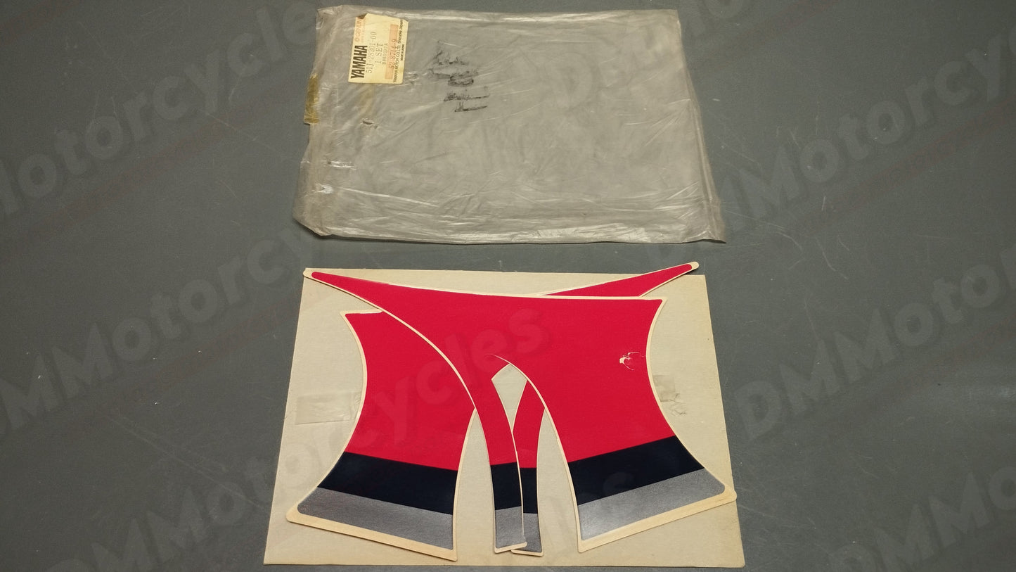 Yamaha genuine nos xj 600 1984 punctured lower cover 1 graphic set decal pn 51j-28301-00