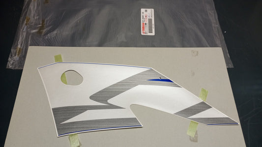 Yamaha genuine new yzf r1 2004 graphic 1 decal pn 5vy-28391-00 - Www.dm-motorcycles.com