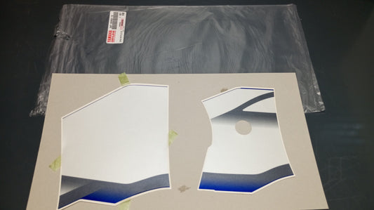 Yamaha genuine new yzf r6 2001 graphic set lower cover 2 decal pn 5mt-28303-10 - Www.dm-motorcycles.com