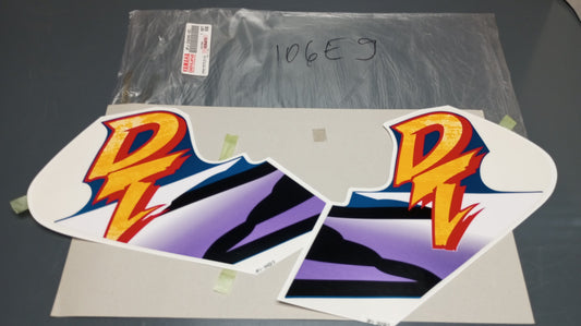 Yamaha genuine new dt175 1995 96 fuel tank graphic set decal yb/blue pn 3fj-24240-20 - Www.dm-motorcycles.com