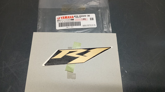 Yamaha genuine new yzf r1 2008 emblem sticker decal pn 4c8-28328-30 - Www.dm-motorcycles.com
