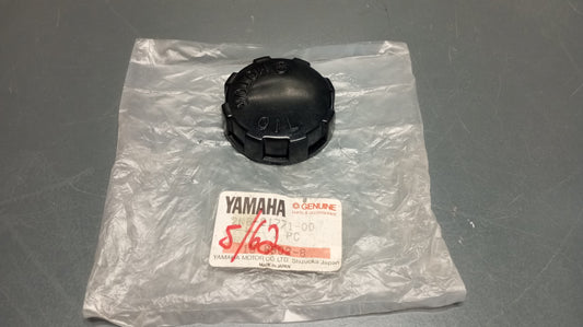 Yamaha genuine nos v80 1978 oil tank cap pn 2n8-21771-00