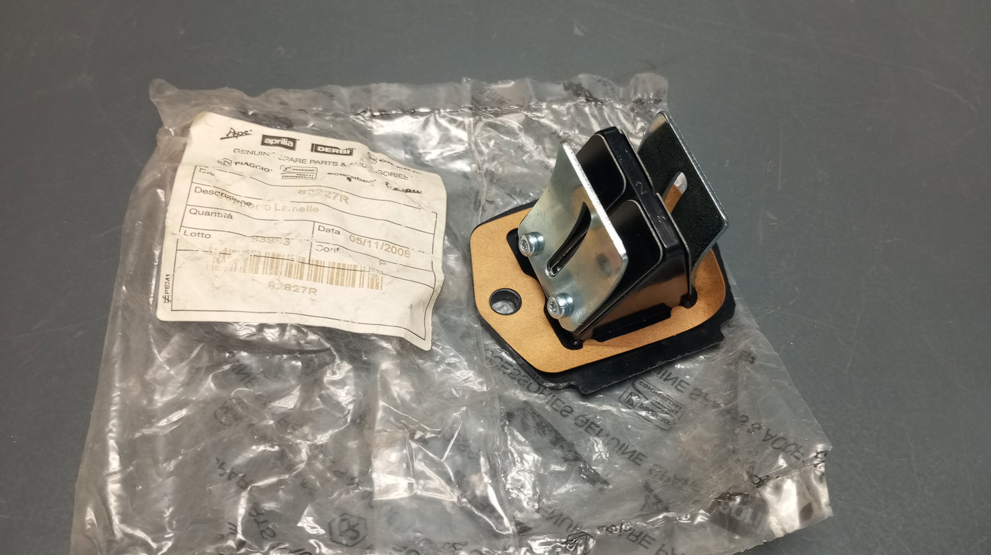 Piaggio genuine new liberty nrg zip typhoon vespa lx 50 reed block pn 82827r