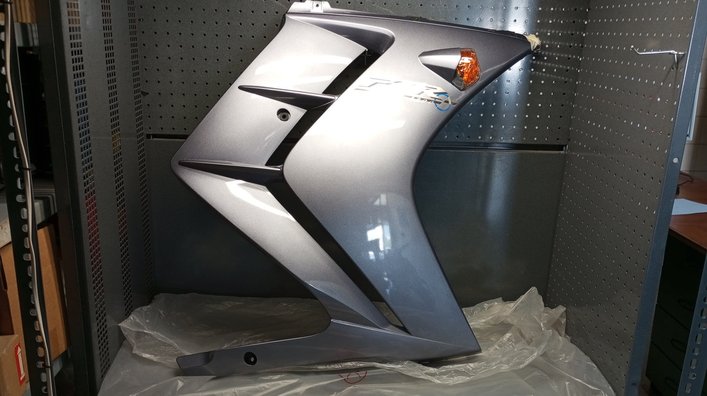 Yamaha genuine new fjr1300 2003-05 cowling lower front right body panel pn 5vs-y283k-00-p0