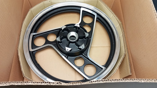 Yamaha genuine nos fj600 1984-90 xj600 1984-91 rear cast wheel rim pn 33m-25338-20-98 - Www.dm-motorcycles.com