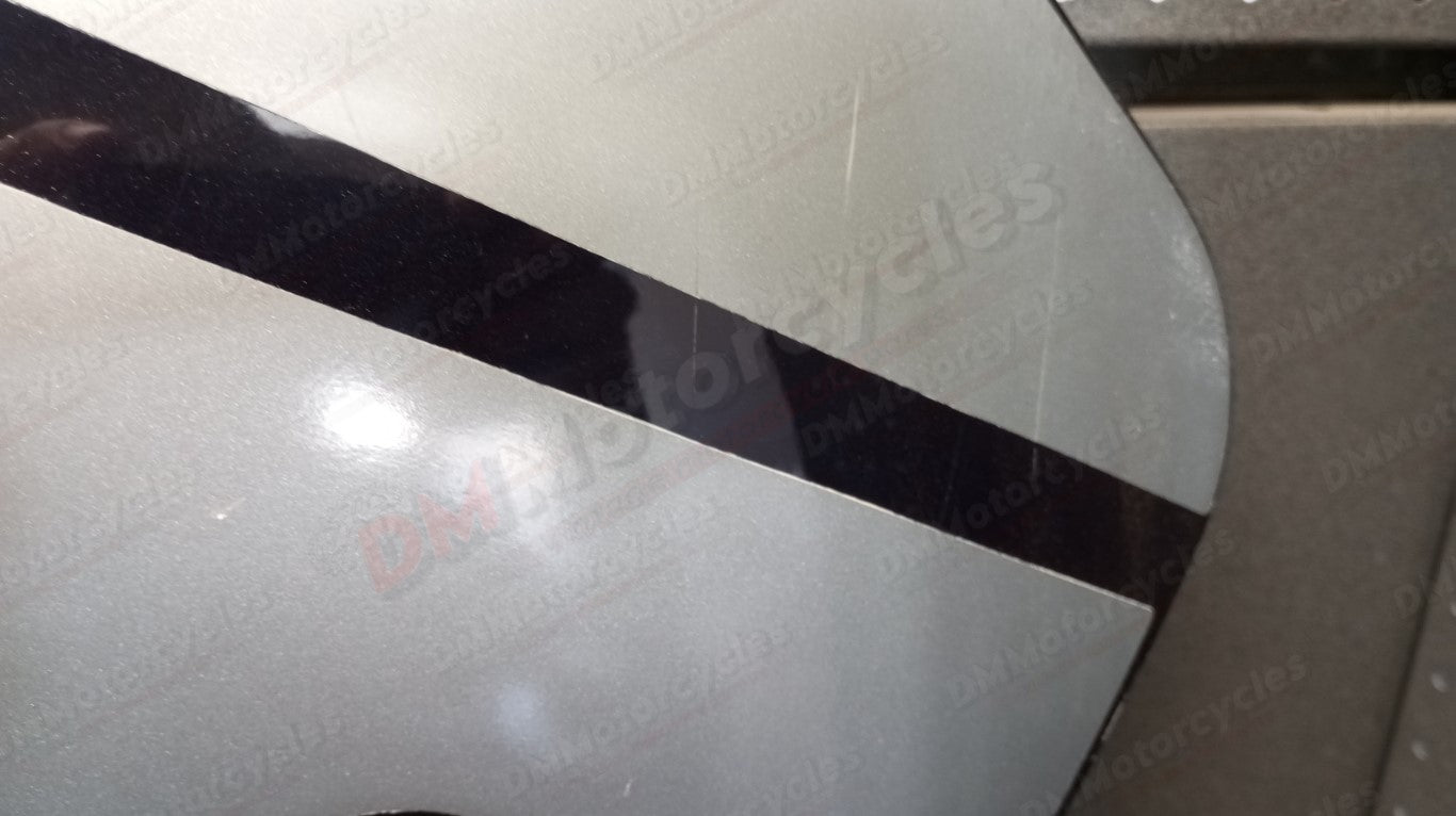 Yamaha genuine used fzr600r left side fairing panel