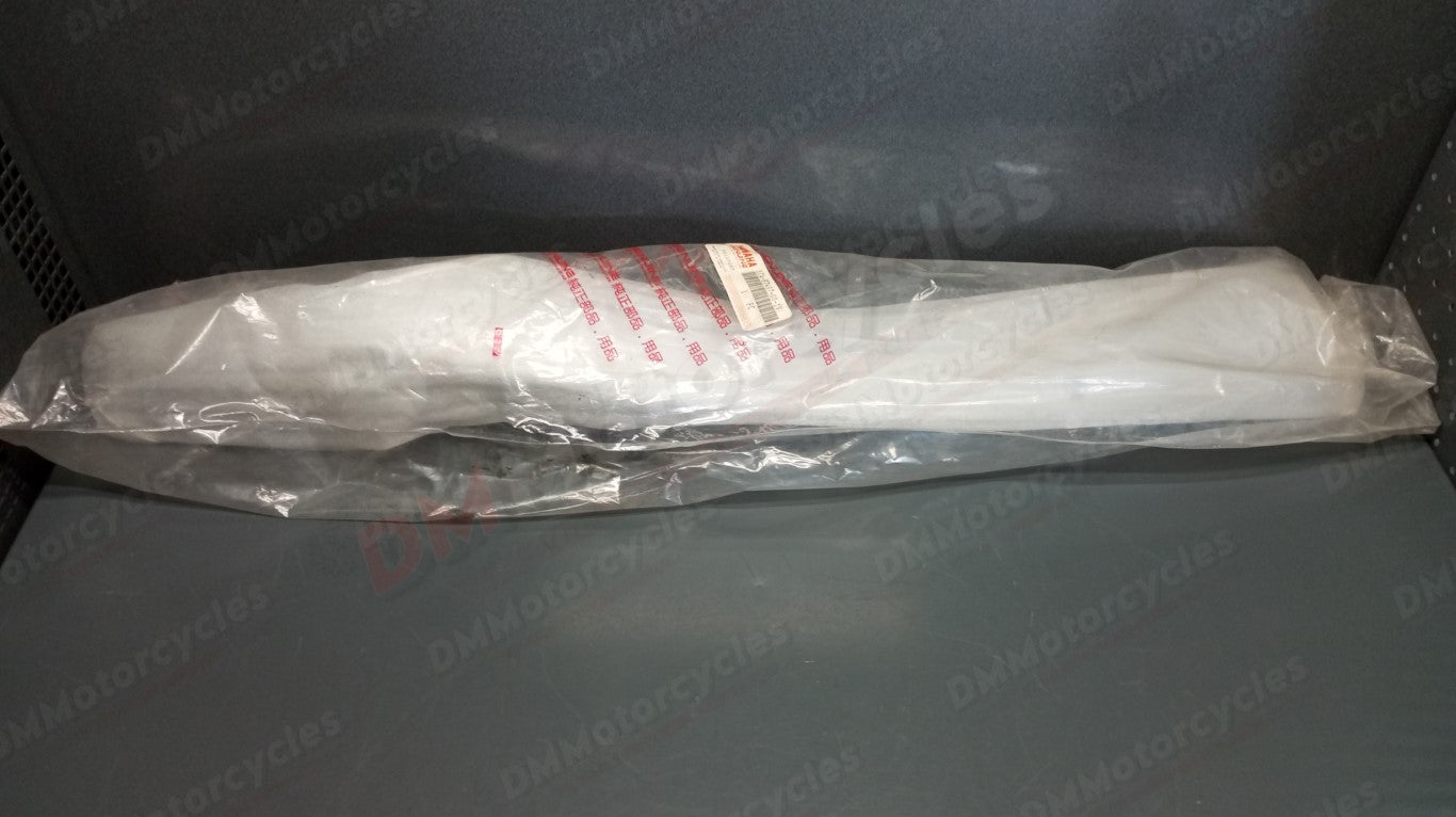 Yamaha genuine new yp125 majesty mole 1 right body panel pn 5ca-f7497-00-1v
